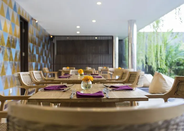 Athaya Hotel 3*