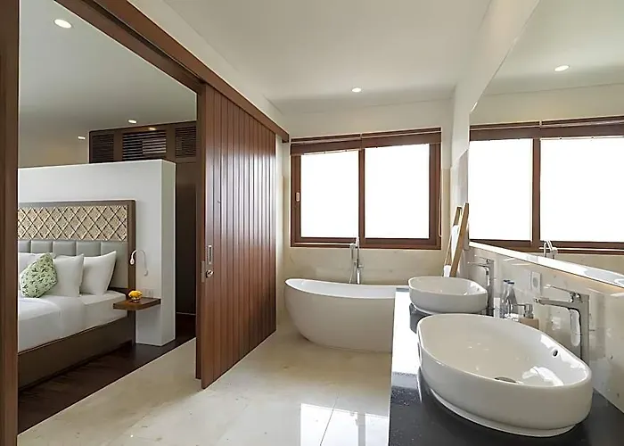Hotel Athaya 3*